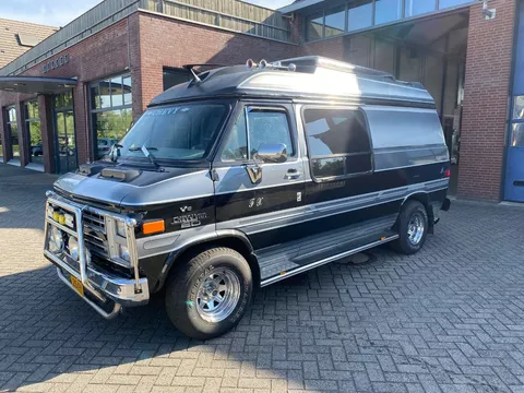 Chevrolet Chevy Van CAMPER 20D GLOBEMASTER.. V8 Diesel autom.