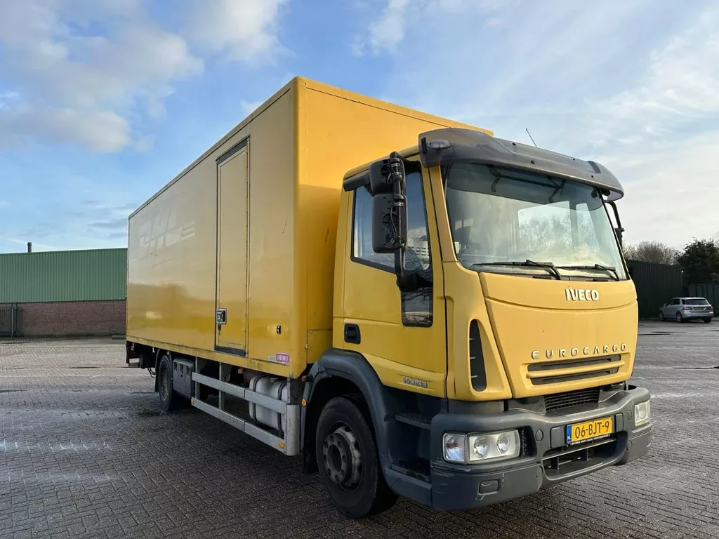 Iveco Eurocargo 18...... 180 pk manual gearbox